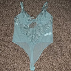 Lace body suit